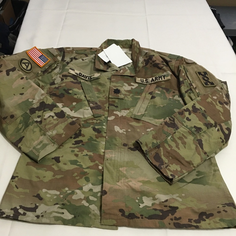 Coat Army Combat Uniform Unisex Jacket Medium Regular Camo OCP NWT